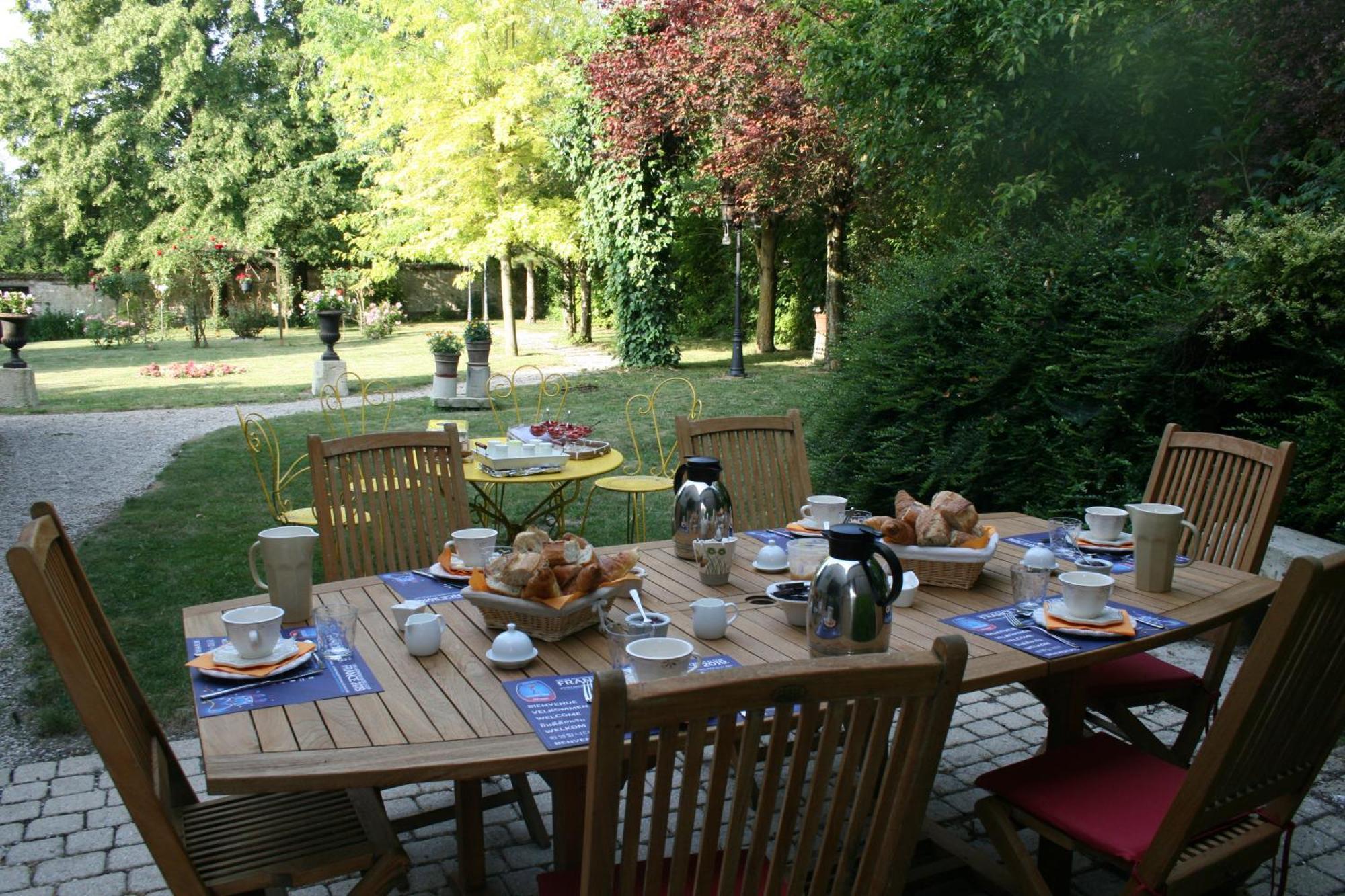 La Closerie Des Sacres Lavannes Exterior foto